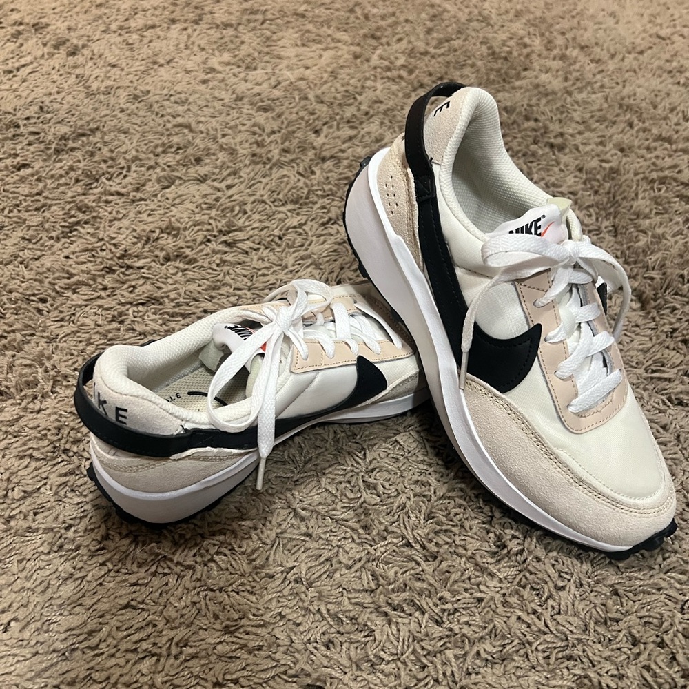 Nike Cream and Black waffle debut  Sneakers with Modern Comfort